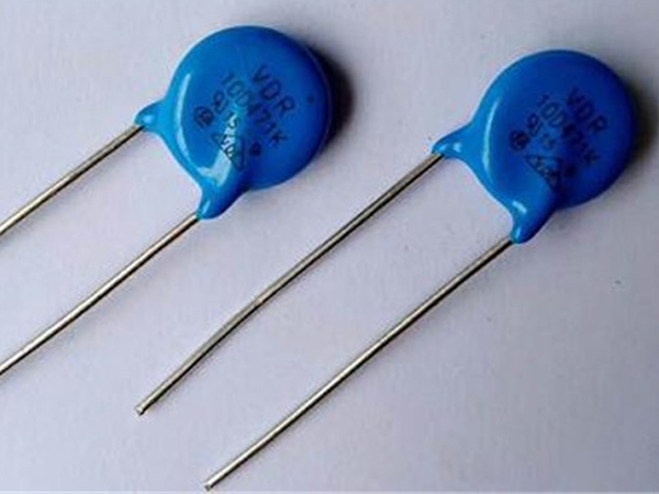 如何對(duì)電子元器件做好過壓保護(hù)呢？宇華鑫電子在這詳細(xì)介紹一下